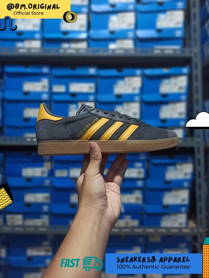 Adidas Gazelle Manchester United Utility Black Preloved Yellow Gum JR1410