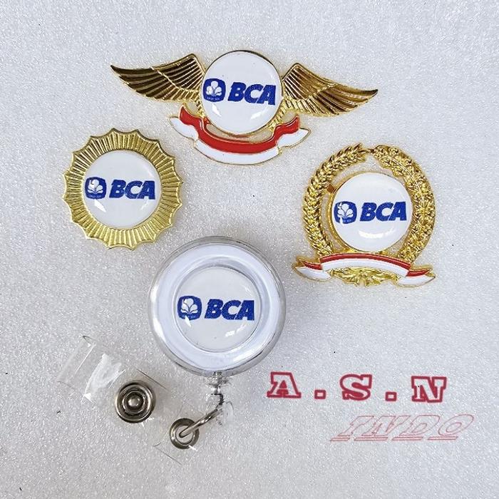 Pin Logo Bank BCA Yoyo Id Card BCA Lencana BCA