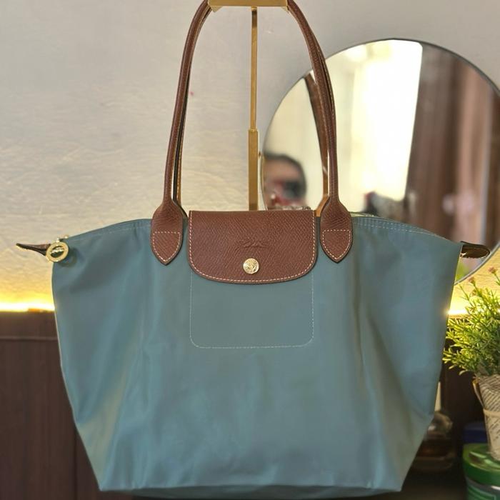 Preloved longchamp classic MLh original
