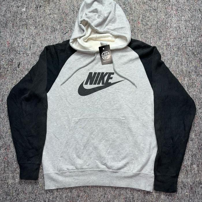 HOODIE THRIFT PRIA/COWOK.