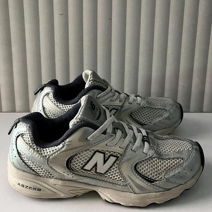 Sepatu Anak Second Original New Balance 530 Size 33,5/20cm