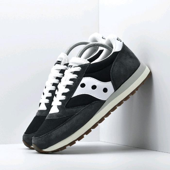 Sepatu Sneakers Pria Saucony Jazz 81 "Dark Grey Black" Shoes Casual Lifestyle