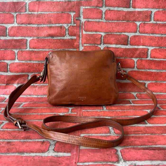 TAS SLING KULIT ASLI WANITA FOSSIL SECOND BRANDED COKLAT / TAS SELEMPANG FOSSIL WANITA KULIT ASLI VI