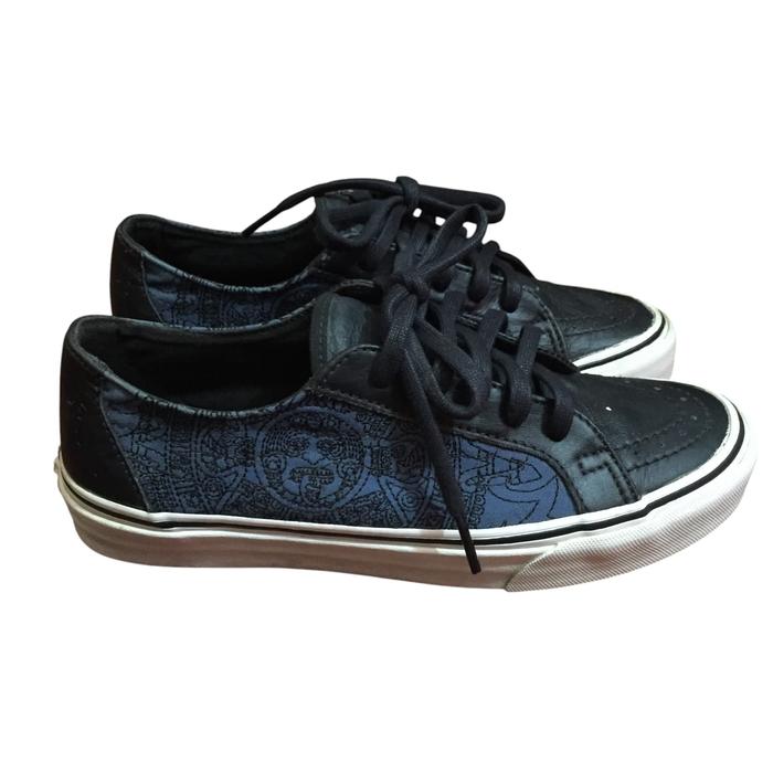 Vans x Metallica Escuela by Robert Trujillo