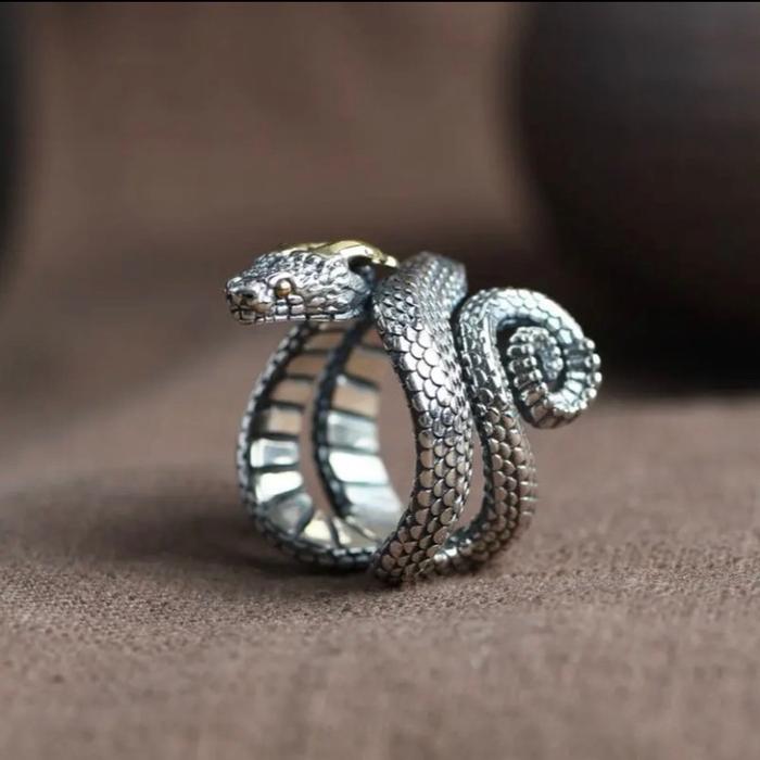 Cincin Pria retro motif ular tanduk kuning model terbuka keren ( 2 varian ) Rings