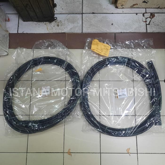 Karet Body Pintu Belakang Mitsubishi All New Pajero Sport R1