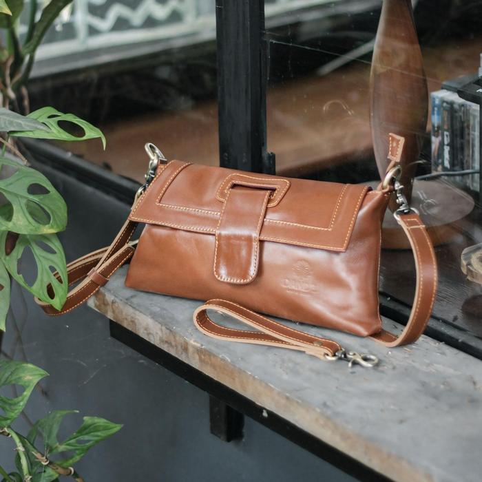 DANDE ANDINI BAG Selempang  Kulit Wanita
