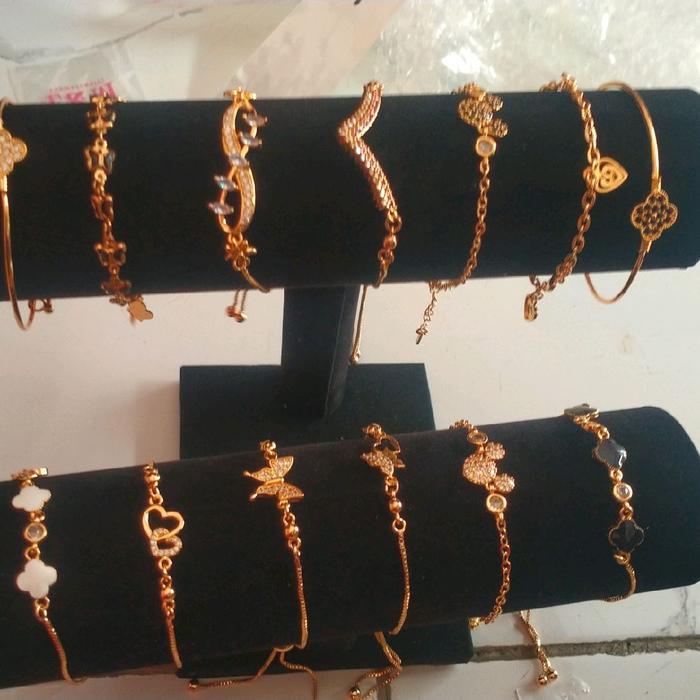 Paket usaha gelang titanium