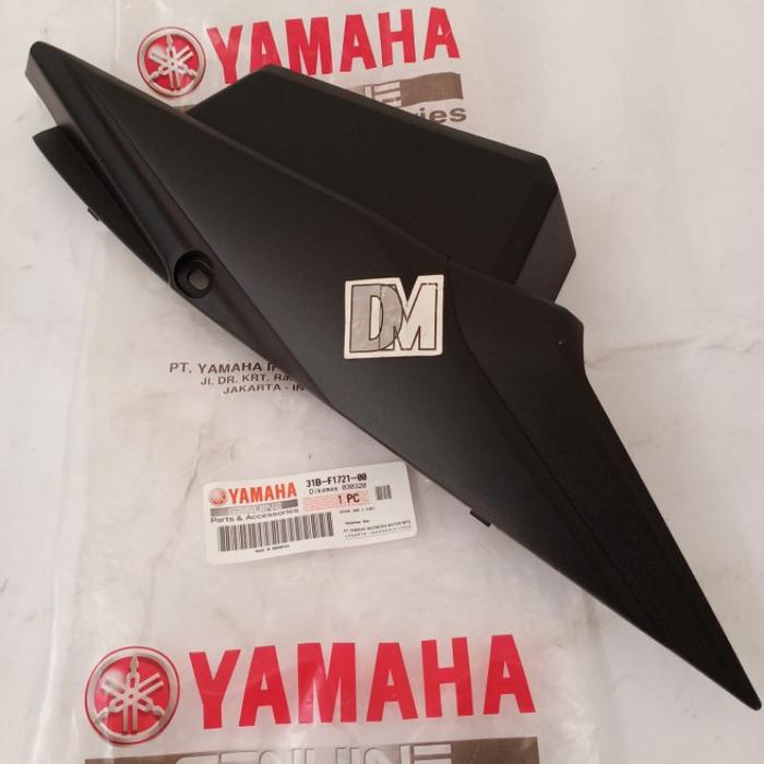 cover tutup body box aki accu sebelah kanan Jupiter Z robot salib 31B-F1721-00 asli original Yamaha