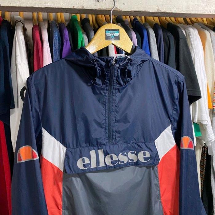 Jaket Parasut Ellesse Cagoule Size S