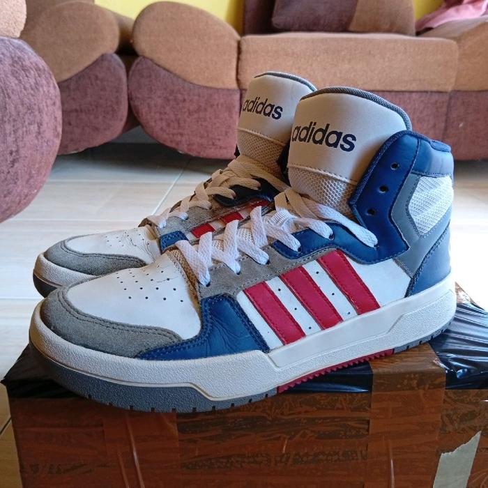 sepatu second Adidas neo entrap mid size 42