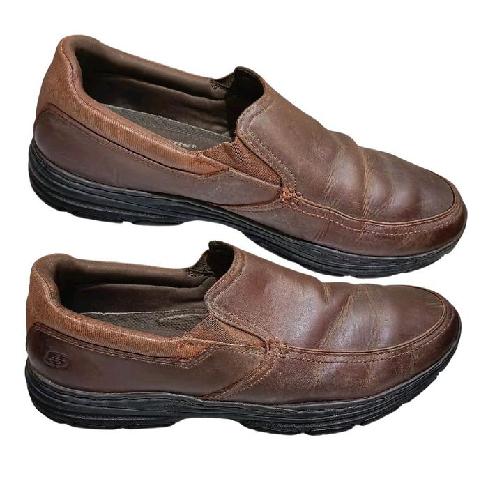 Sepatu Branded Skechers classic fit memory foam air cooled Original size 44 Dark Brown