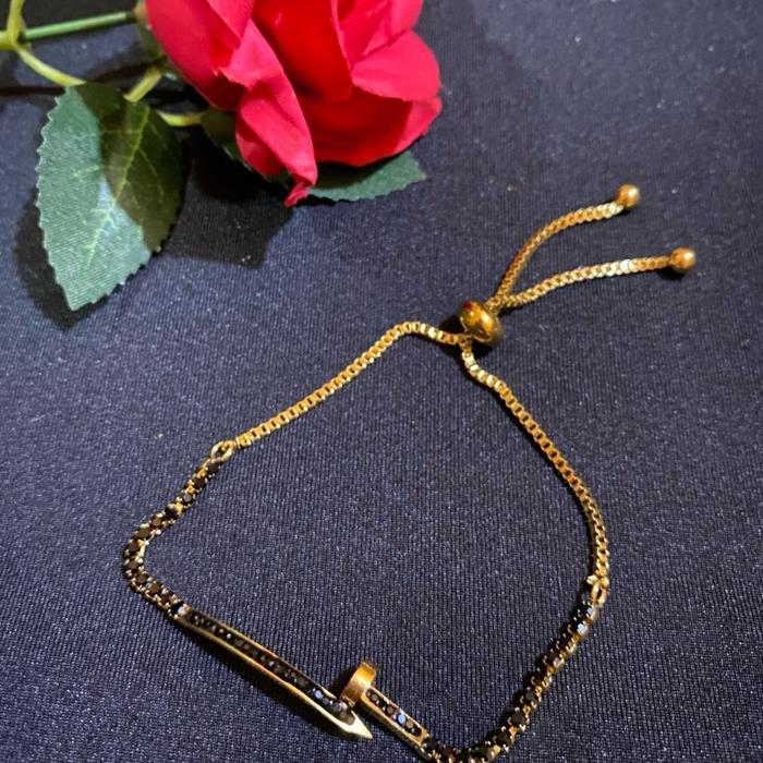 Gelang serut titanium wanita viral trendy fashion wanita desain paku berkilau seperti emas asli awet