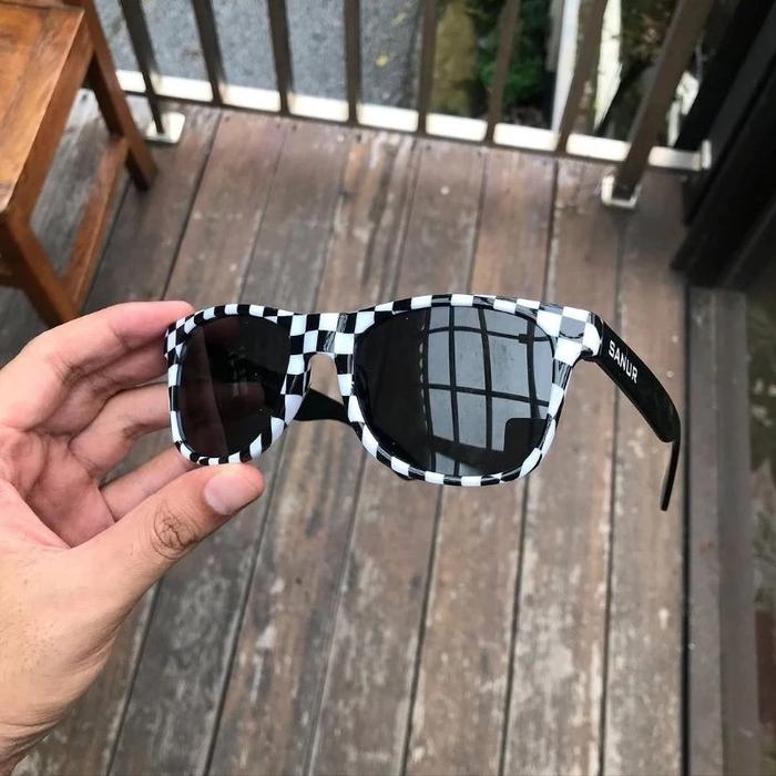 Kacamata Hitam RB Wayfarer Checkerboard Motif Catur