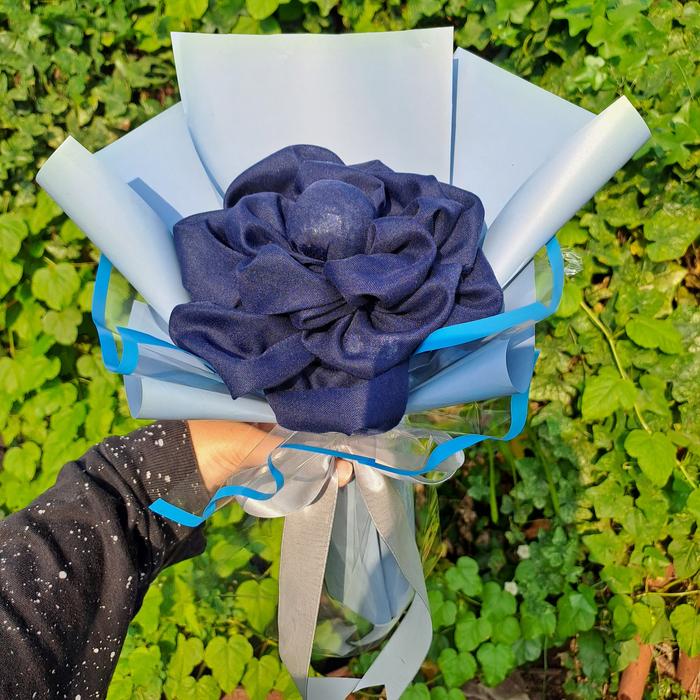 Buket bunga hijab costom  buket wisuda buket bunga hijab bouqet flower hijab buoqet buket wisuda bir
