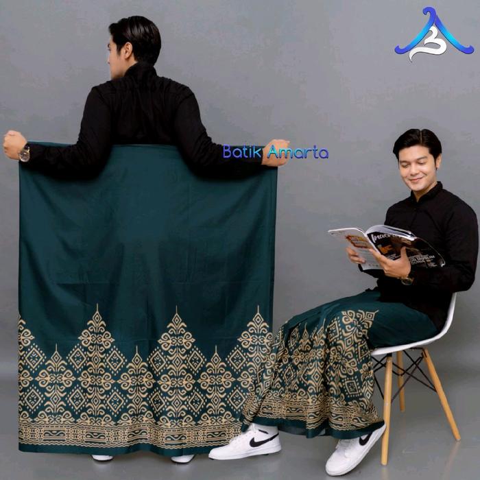 Sarung batik rawon Muslim santui kawan