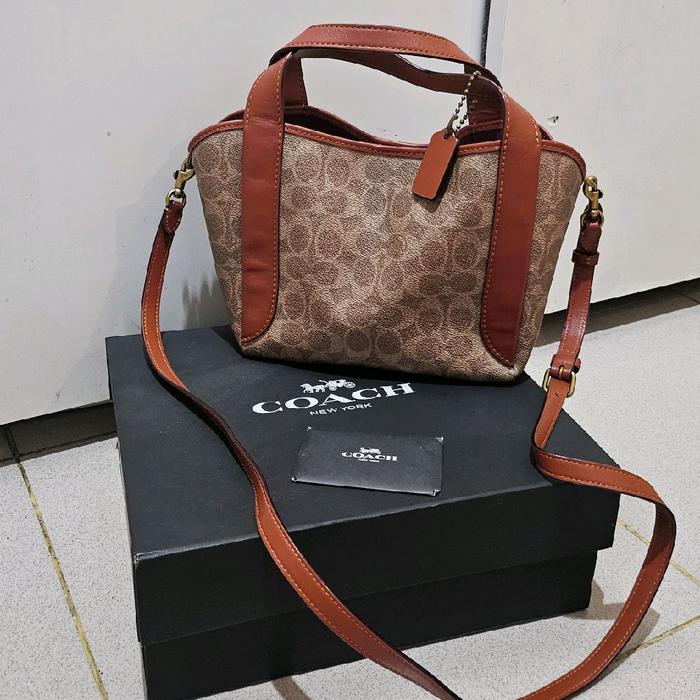 Preloved Second Hand ORI Coach 79251 Hadley Hobo 21 In Signature Canvas Tan Caramel