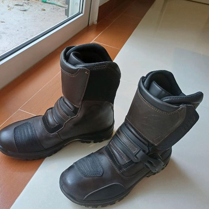 FALCO Sepatu Boots - second