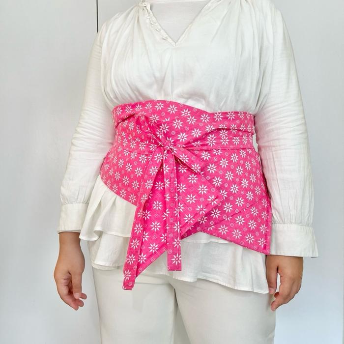 Obi Belt Wanita Tali Pinggang Karet Belakang Motif  Batik Warna Pink Desain Elegan Fleksibel & Fungs