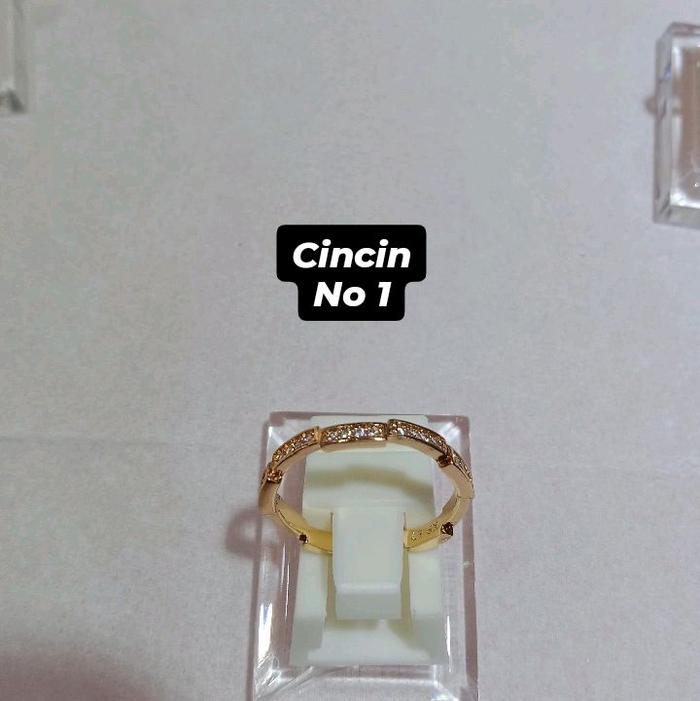1.cincin model kotak lengkung Ad(16cm) 2.cincin model Ad kupu (12cm) 3.cincin model bunga ad (17cm)