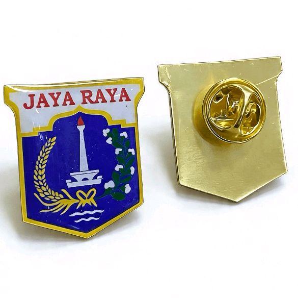 Pin jaya raya resin Desain Menarik dan Warna Biru berwarna