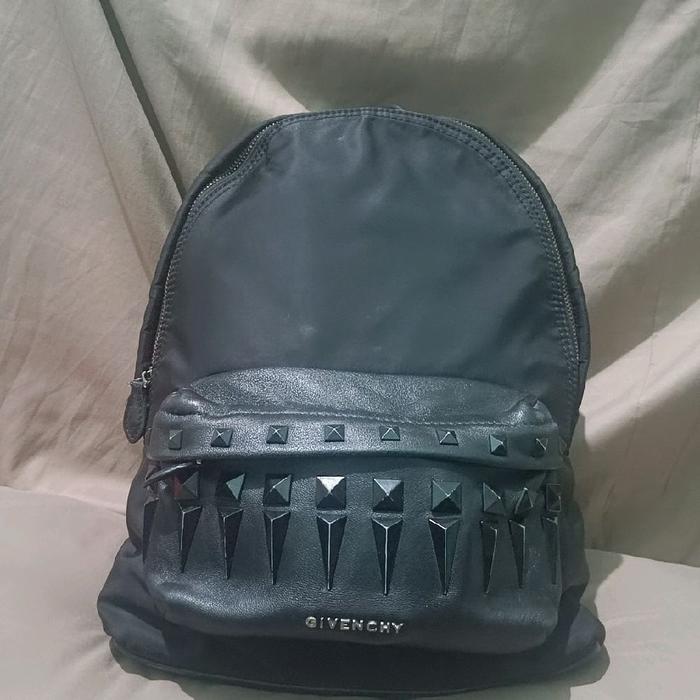 Backpack Ransel Givenchy Star Stud