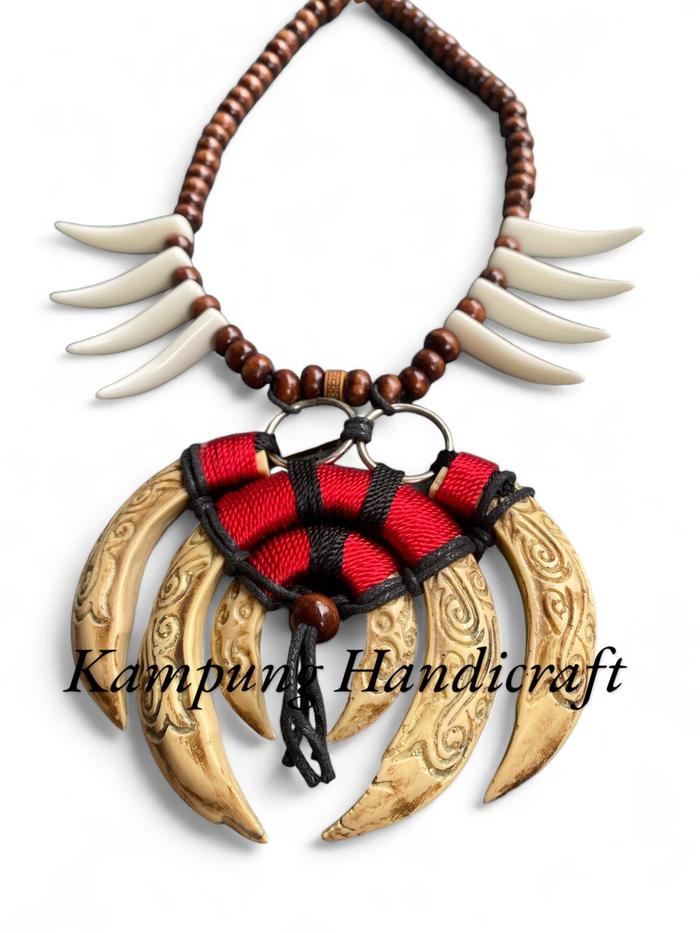 Kalung taring babi ukir mini rentengan khas suku dayak Couple