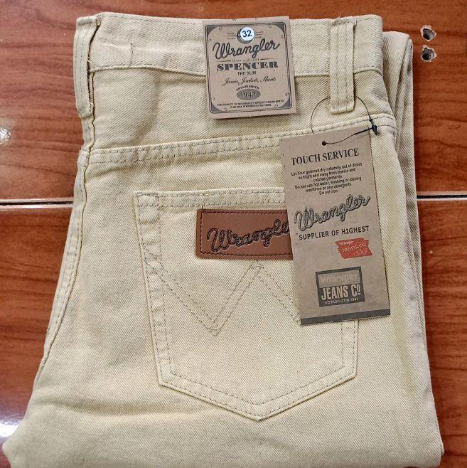 Wrangler Celana jeans pria Cream Jeans denim pria Reguler Basic cream jumbo 28-44