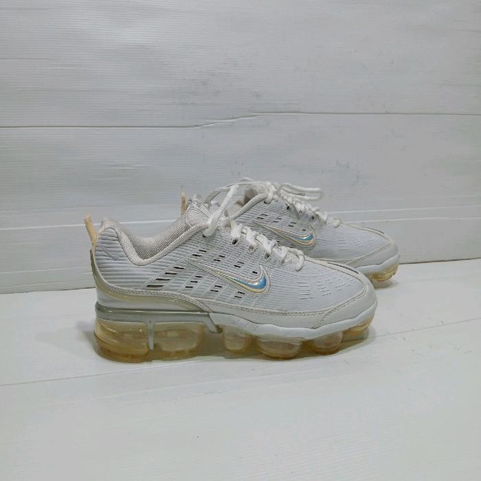 Nike vapormax 360 size 37,5 // 235 cm, second,kulit,vietnam