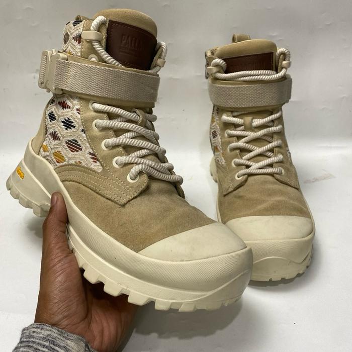 Palladium Sepatu Boot Fashionable Unisex