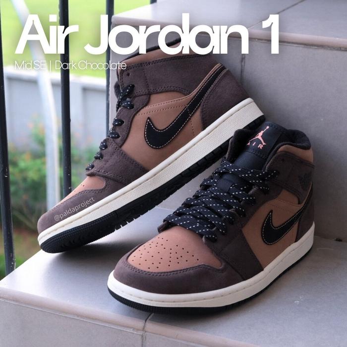 Sneakers Shoes Nike Air Jordan 1 Mid SE Dark Chocolate (DC7294 200) - 100% Original