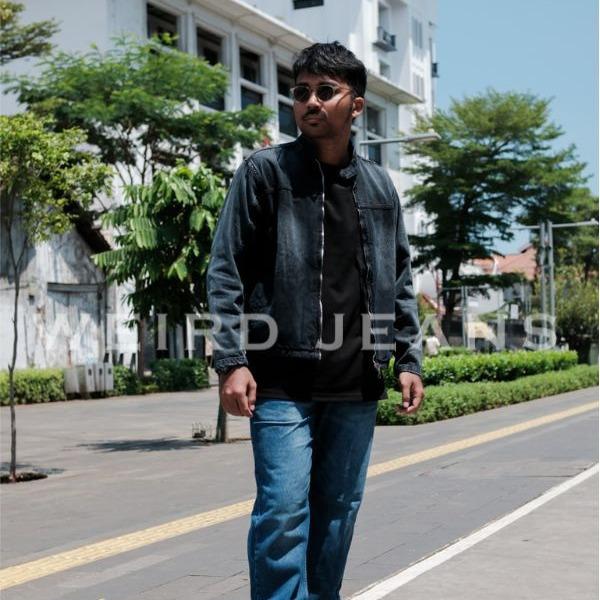 Weird Jeans - Jacket Richman Blue- Jacket Jeans Regular Fit Pria Warna Biru Dongker