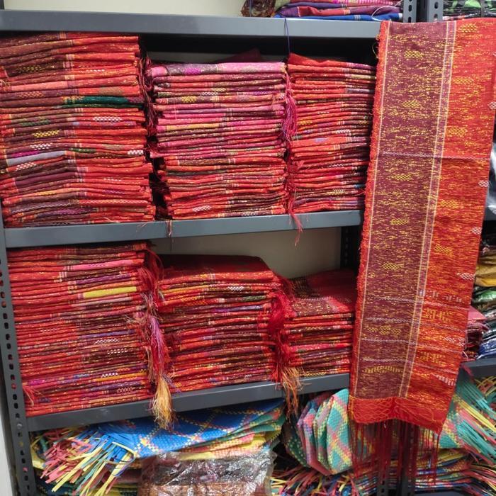 PREMIUM ulos sadum menari batak toba - ulos sadum - ulos holong