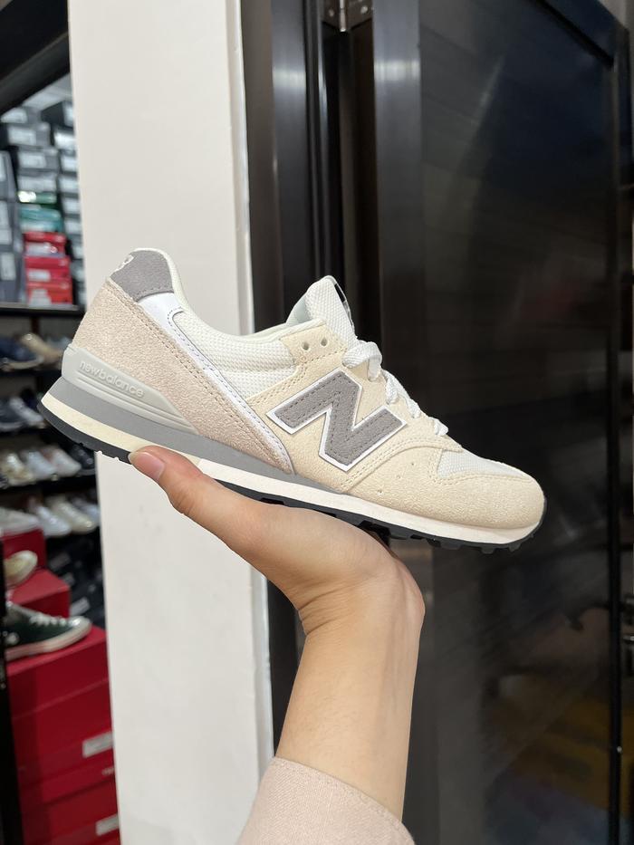 BEST SELLER NEW BALANCE 996 BEING WOMEN ORIGINAL WL996SJ2