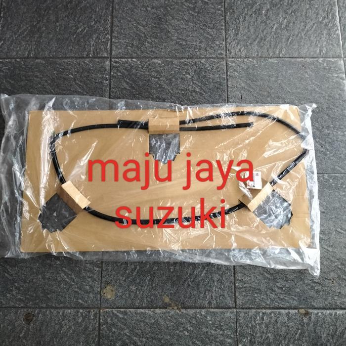 KARET KACA DEPAN VITARA ESCUDO SIDEKICK R1