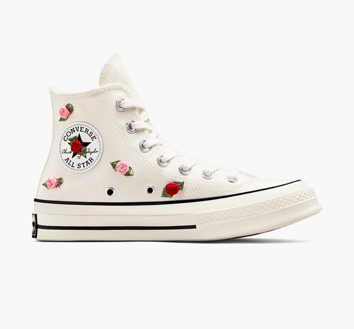 Sepatu Sneakers Wanita Converse Chuck 70 High Egret Red Lt Jellyfish Jitter Original A10637C
