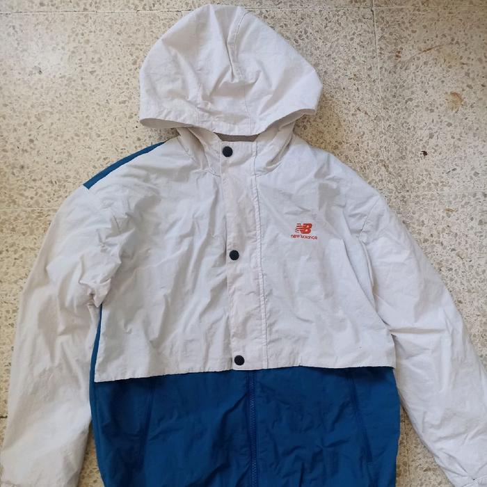 jaket outdoor new balance