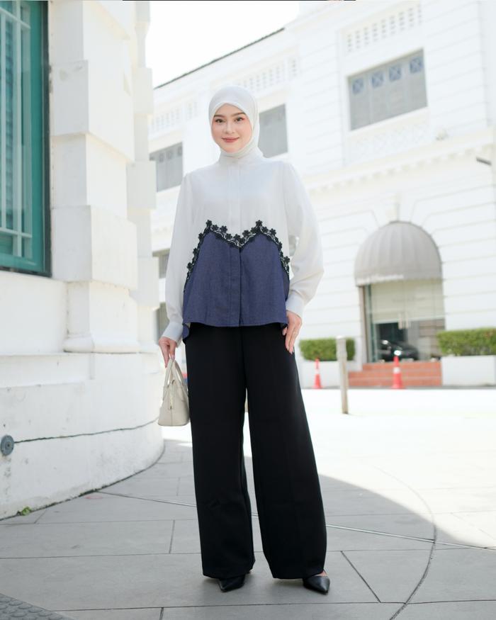 Omara Shanaya Crest Shirt | Kemeja Wanita – Urban Poise