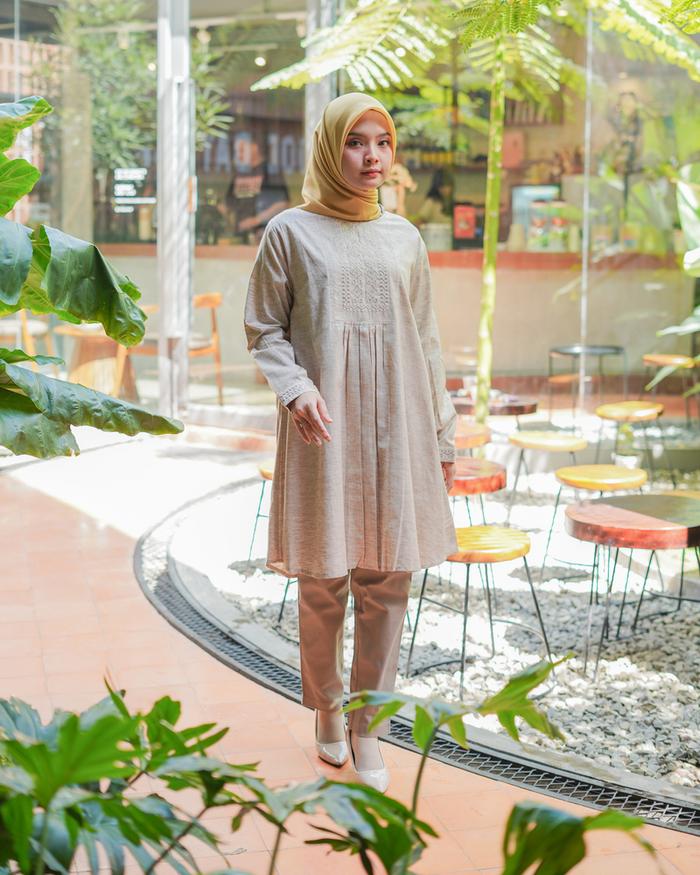 TUNIK BORDIR KERUT DADA BY HAGIA