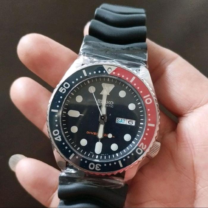 Seiko SKX Seiko Diver SKX009K1 SKX009K2 Stainless Steel 200m Watches
