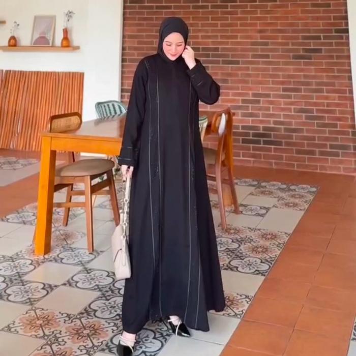 Abaya Hitam Jetblack Premium Lidla Series dengan Desain Elegan dan Nyaman untuk Kegiatan Sehari-hari