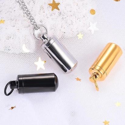 KALUNG TITANIUM LIONTIN TABUNG HITAM PRIA WANITA BISA BUKAK TUTUP