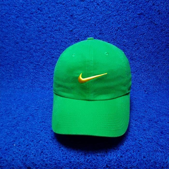 topi nike casual hijau second preloved
