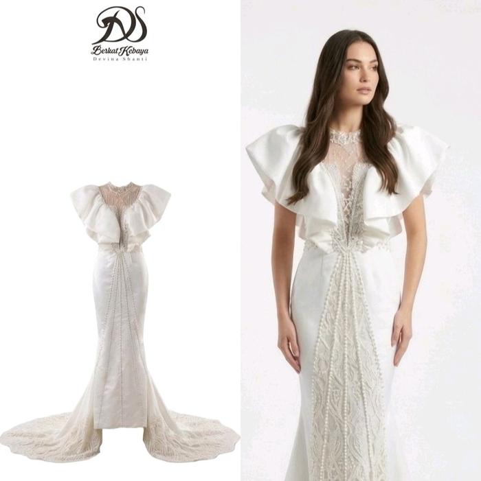 Berkat Kebaya - Gaun Broken White Melantai dengan Detail dibagian Kerah