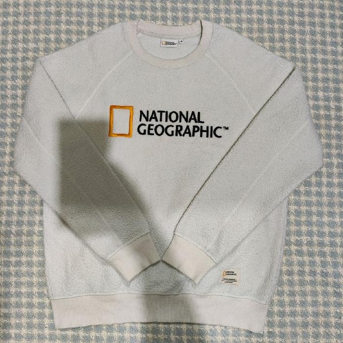 crewneck sherpa national geographic size M full bordir