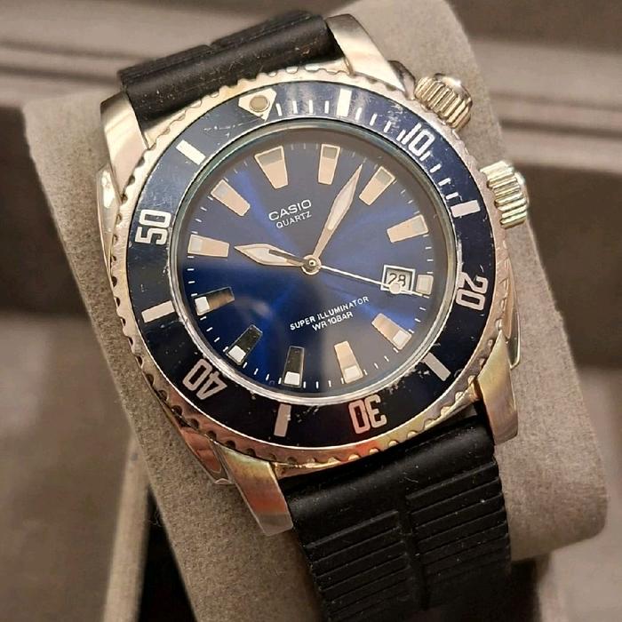 Casio Diver MTD 1049 Super Illuminator Blue Dial Extreme Rare