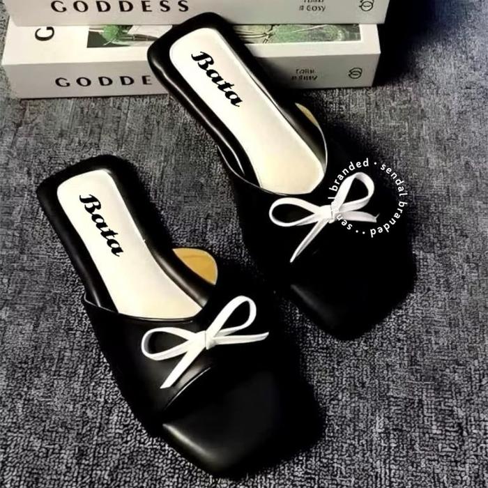 BATA Sendal Platfrom Wanita PITA dengan Gesper dan Model Korea Sandal Cewek Karet Jepit Hitam