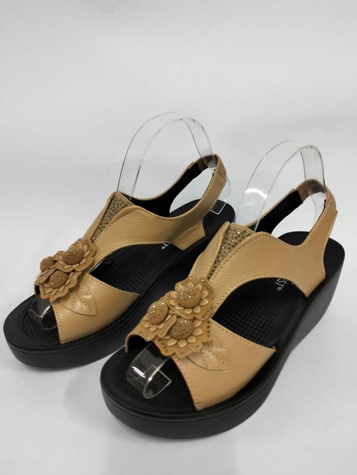 PATRIZIO Sandal Wanita DM 23-4