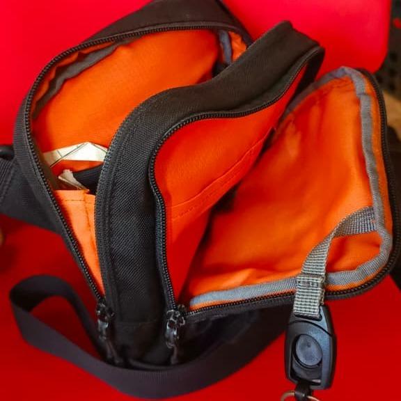 Eiger Bodypack Sling Kecil Tas Hp dan Dompet Ideal untuk Kebutuhan Sehari-hari Kompak dan Fungsional