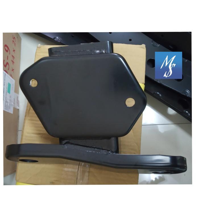 Bracket engine mounting Kiri Granmax Luxio D12302-BZ010-001 R1